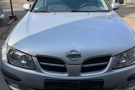 Nissan Almera
