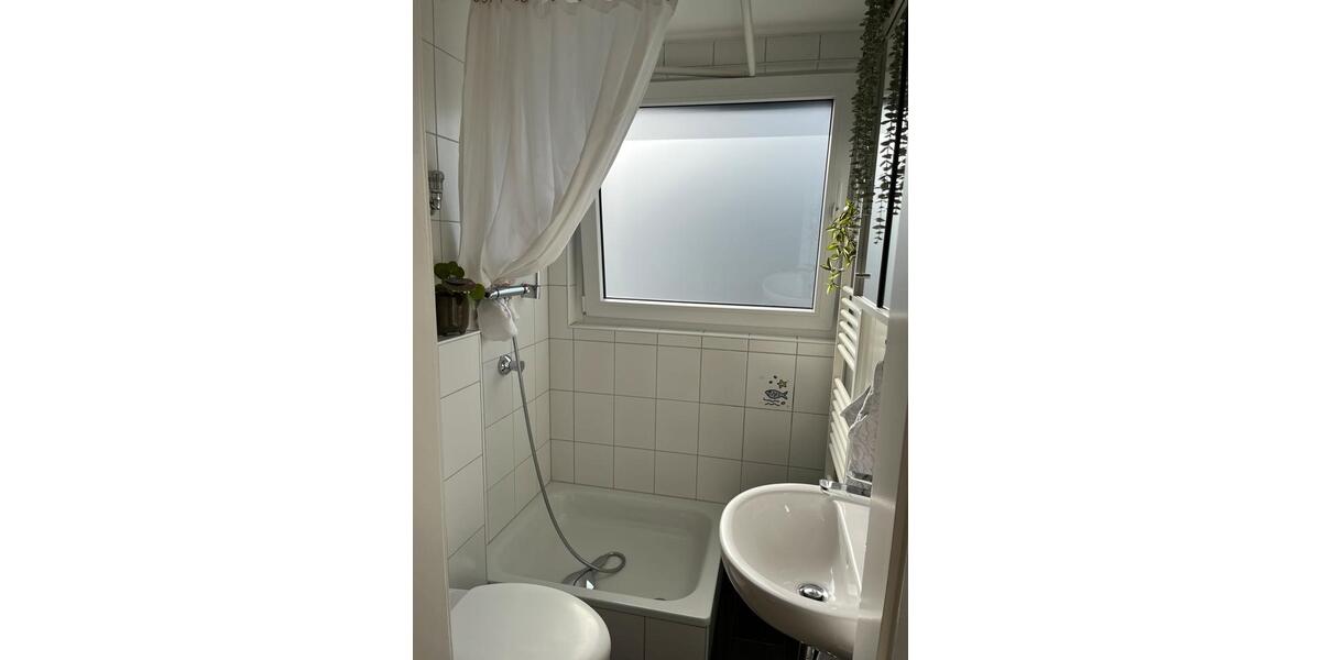 Dachgeschoßwohnung Essen Stadtbezirk IV - 4 Zimmer, 79 m&sup2;, 245.000&euro; | Angebot:25442261