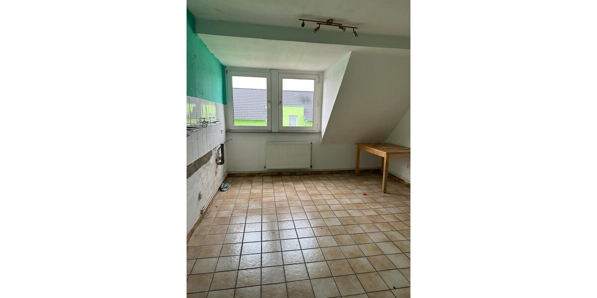 70 m2 Maisonette Mietwohnung mit 2 Zimmern + KDB 1 zimmer