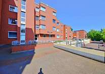 Wohnung zum Kaufen in Neuss 209.000 € 86 m²