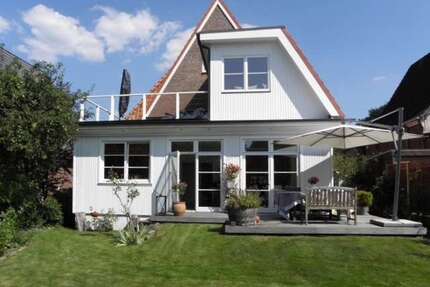 Haus zum Kaufen in Hamburg Marienthal 1.350.000 € 220 m²