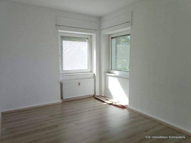 Etagenwohnung Essen Bergerhausen - 2 Zimmer, 43 m&sup2;, 410&euro; | Angebot:26919983