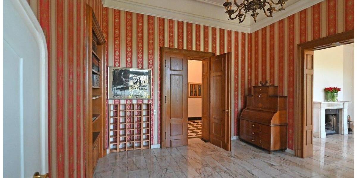 Etagenwohnung Essen Werden - 6 Zimmer, 214 m&sup2;, 634.000&euro; | Angebot:23516050