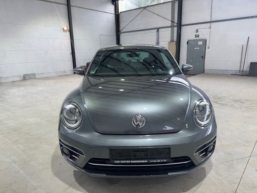 VW Beetle 96.000 km 14.690 € Hünxe 46569