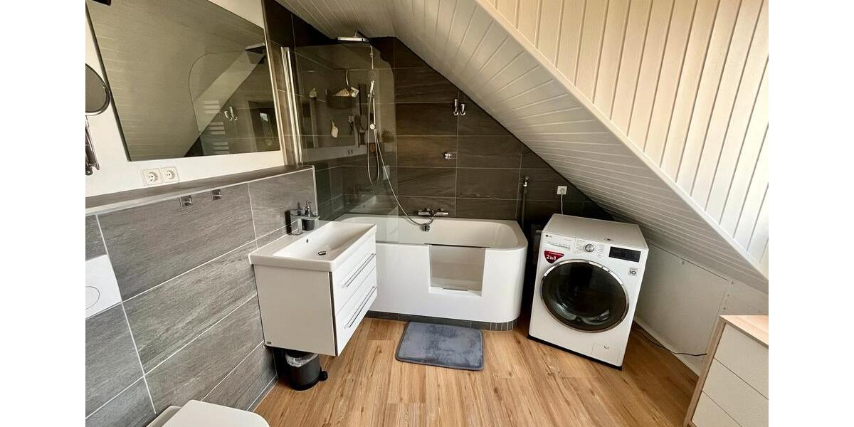 Etagenwohnung Düsseldorf Flingern Süd - 3 Zimmer, 95 m&sup2;, 599.500&euro; | Angebot:24996367