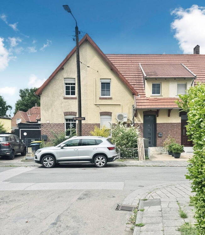 Gepflegte Doppelhaushälfte mit Garten und Terrasse in Duisburg-Neumühl