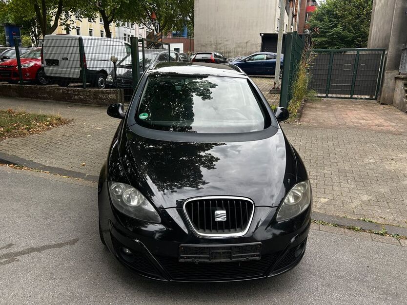 Seat Altea 212.000 km 3.900 € Gelsenkirchen 45889