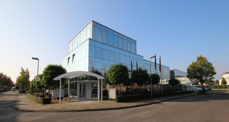 Über den Dächern von Büderich! Großzügiges Büro im Office-Park-Büderich