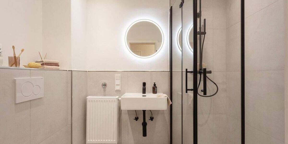 Wunderschöne, frisch renovierte 3-Zimmer-Eigentumswohnung mit Balkon 3 zimmer