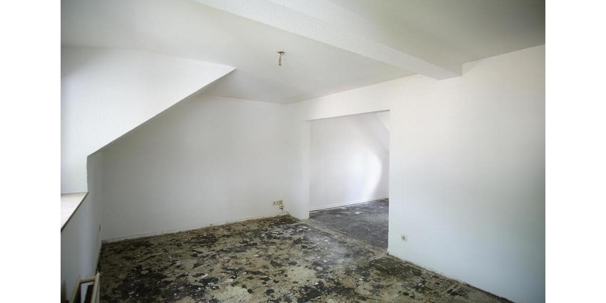 ERSTBEZUG nach Sanierung + Einzug ab 01.03.2026 möglich! 2 zimmer