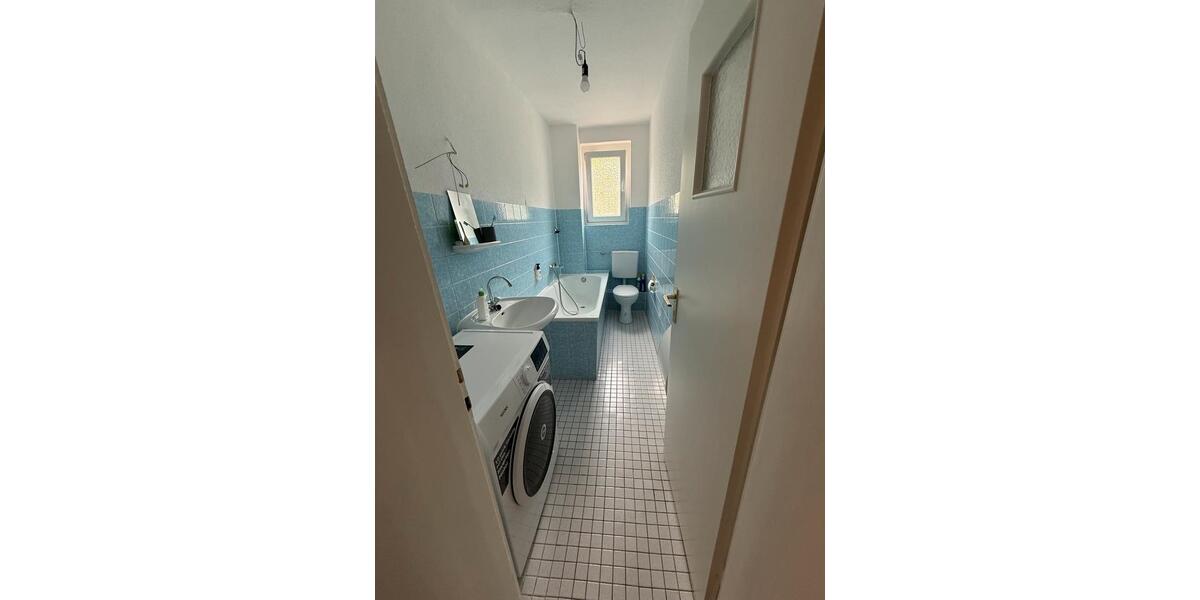 Etagenwohnung Essen Stadtbezirk VI - 1 Zimmer, 44 m&sup2;, 420&euro; | Angebot:24521533