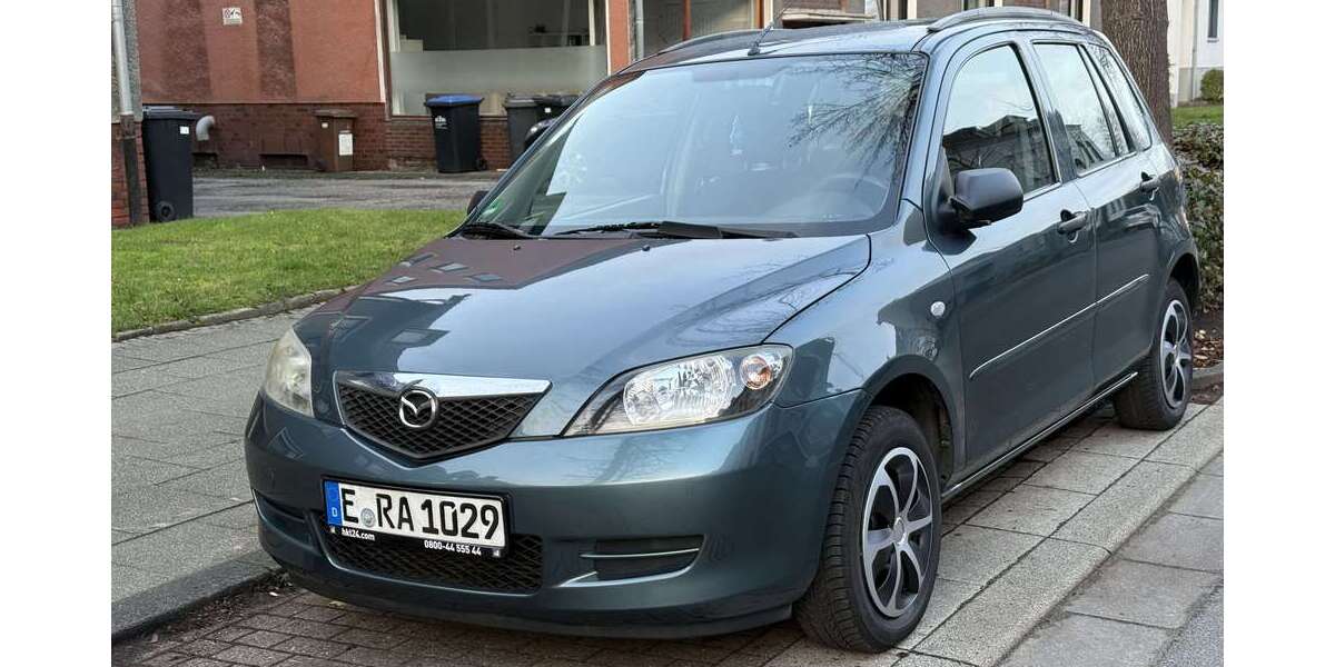 Mazda 2 130.000 km 2.449 &euro; Essen 45329