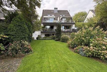 Ihre Wellness-Oase in Wittlaer: Große 3-Zimmer-Wohnung mit Garten, Sauna und Kamin. 3 zimmer