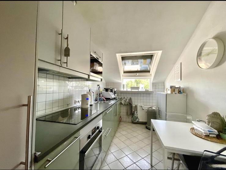 Charmante Wohnung in Du - Mittelmeiderich - Balkon, Einbauküche 3 zimmer