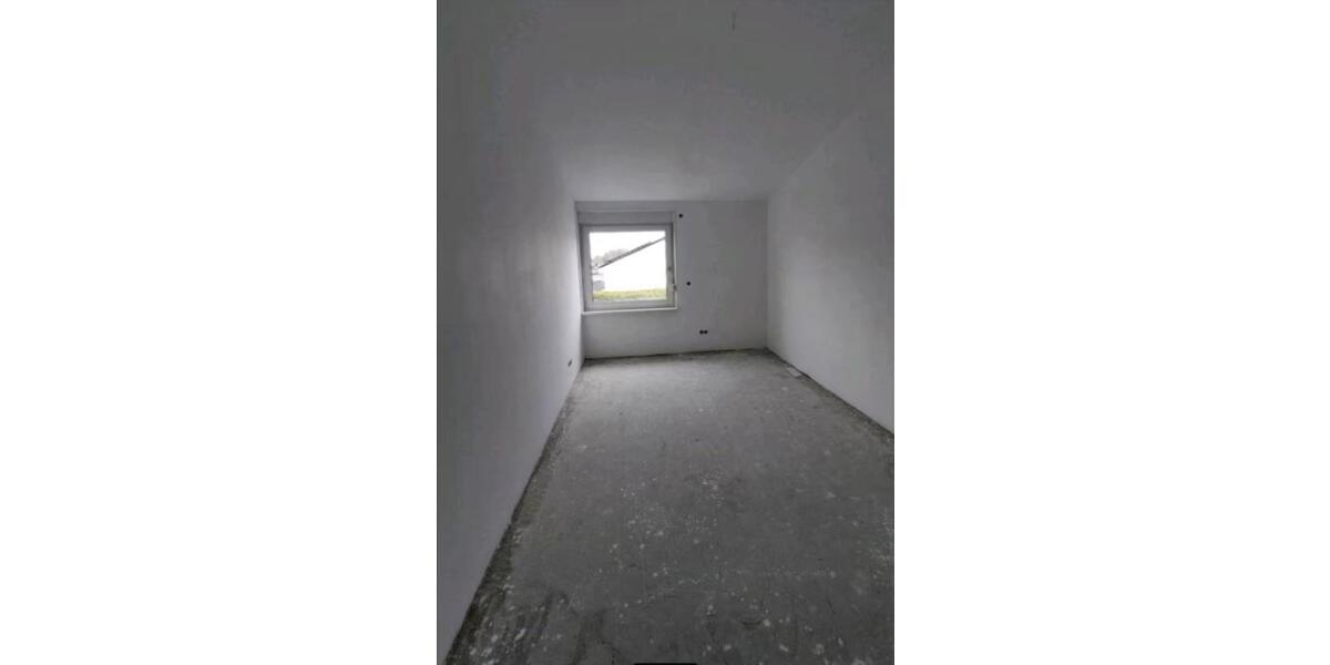 Modernisiertes Split-Level-Haus in Bochum-Höntrop von Privat 5.5 zimmer