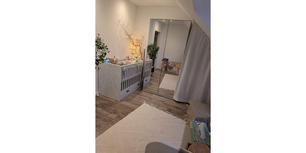 Etagenwohnung Essen Frohnhausen - 4 Zimmer, 98 m&sup2;, 308.000&euro; | Angebot:25755928