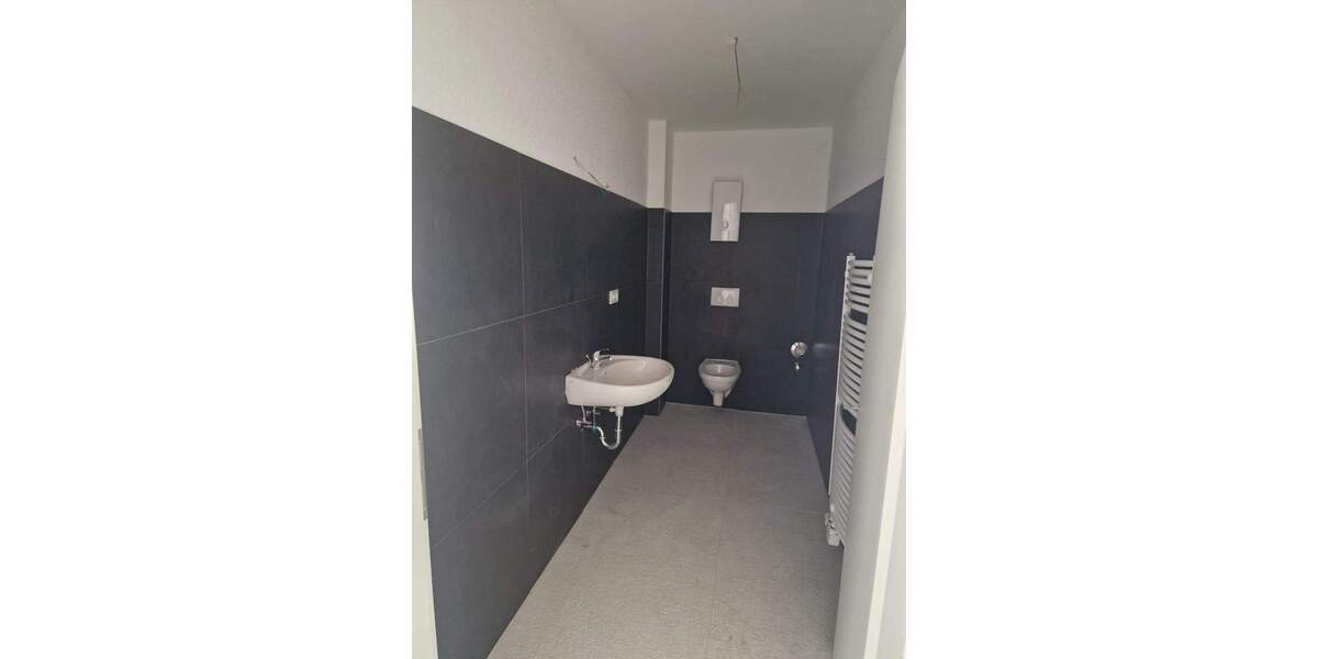 Gewerbeobjekt Essen Karnap - 1 Zimmer, 1.200&euro; | Angebot:25383374