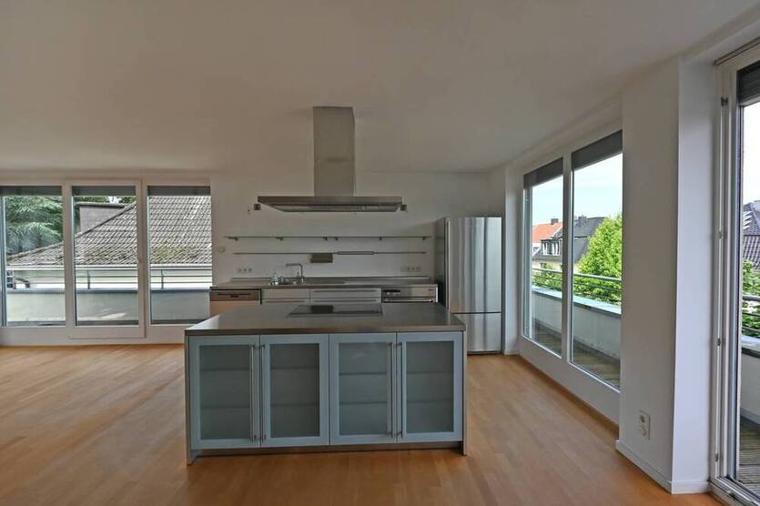 Limited Edition! Komfortable, ganz helle Penthouse-Wohnung in Bredeneyer Toplage