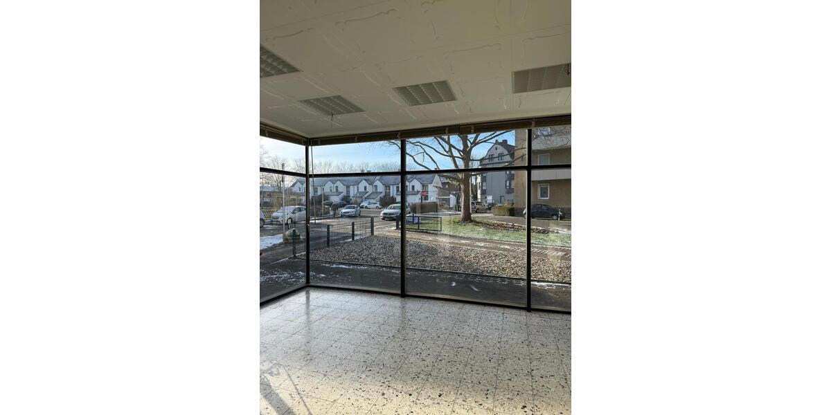 Sehr helles Büro zimmer