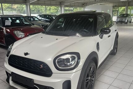Mini Countryman S (Cooper) 46.000 km 31.450 &euro; Essen 45139
