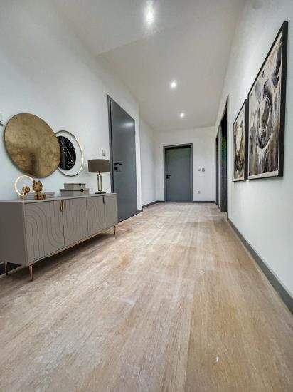 Etagenwohnung Oberhausen Altstadt-Süd - 2 Zimmer, 127 m&sup2;, 1.250&euro; | Angebot:25142156