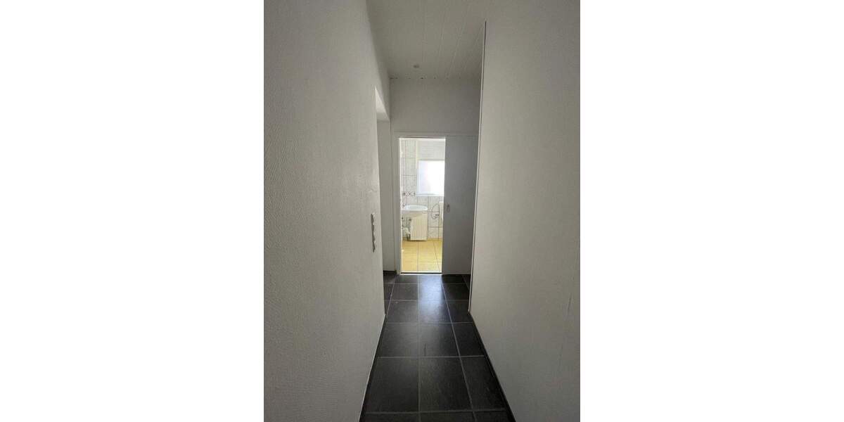 == Reserviert == Ungeschliffener Diamant zimmer