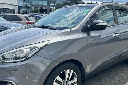 Hyundai ix35 192.000 km 8.500 &euro; Marl 45772