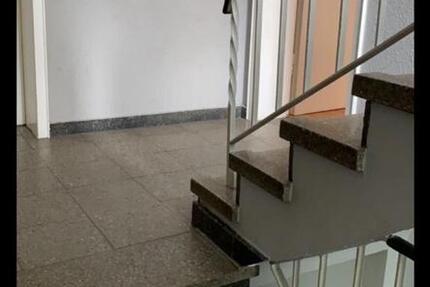 2-Zimmer-Wohnung zu vermieten – 67 m² EG 2 zimmer