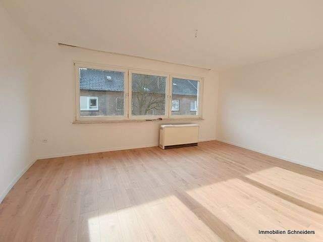 Etagenwohnung Duisburg Untermeiderich - 2 Zimmer, 61 m&sup2;, 500&euro; | Angebot:26916851