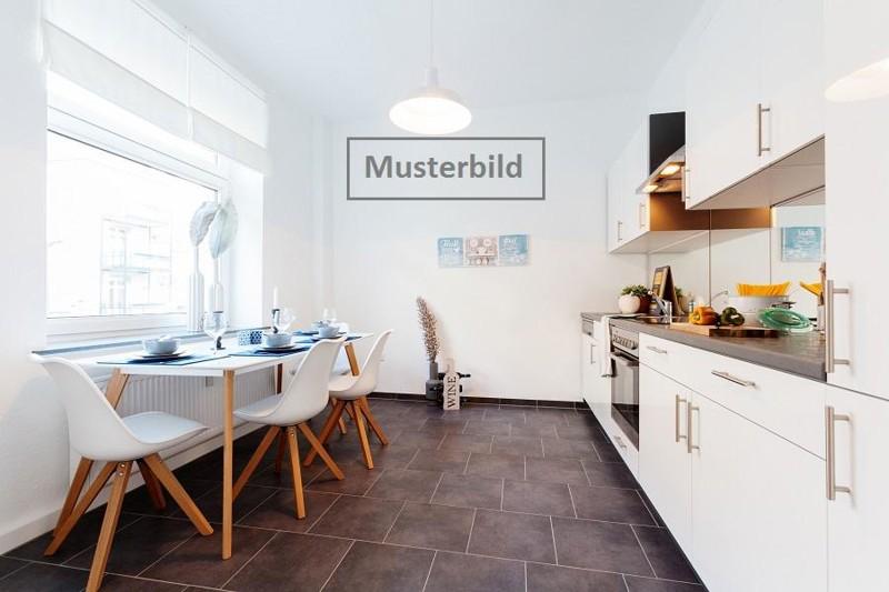 Dachgeschoßwohnung Essen Stadtbezirk VI - 3 Zimmer, 71 m&sup2;, 656&euro; | Angebot:26555679