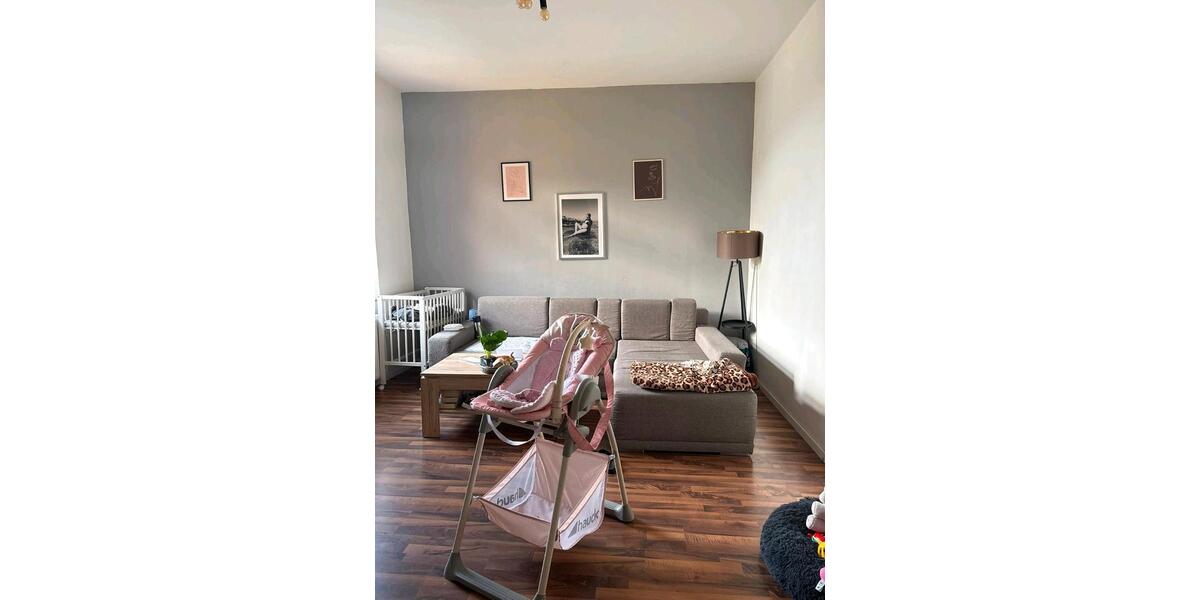 Etagenwohnung Duisburg Mittelmeiderich - 3 Zimmer, 85 m&sup2;, 820&euro; | Angebot:25838651