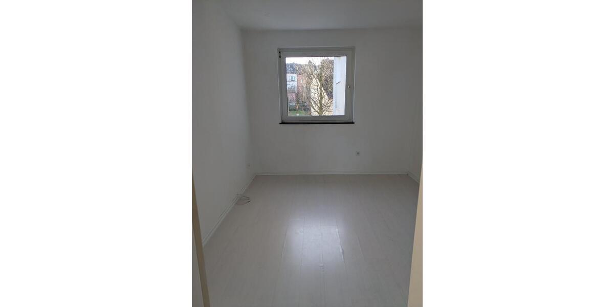 Sofort bezugsfrei: Helle 3,5-Zi.-Wohnung + Stellplatz in Witten 3.5 zimmer