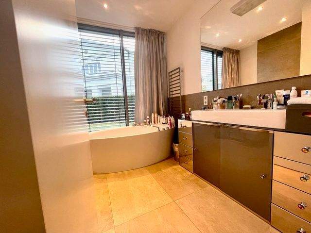 Exklusives Wohnen in bevorzugter Lage! 5 zimmer