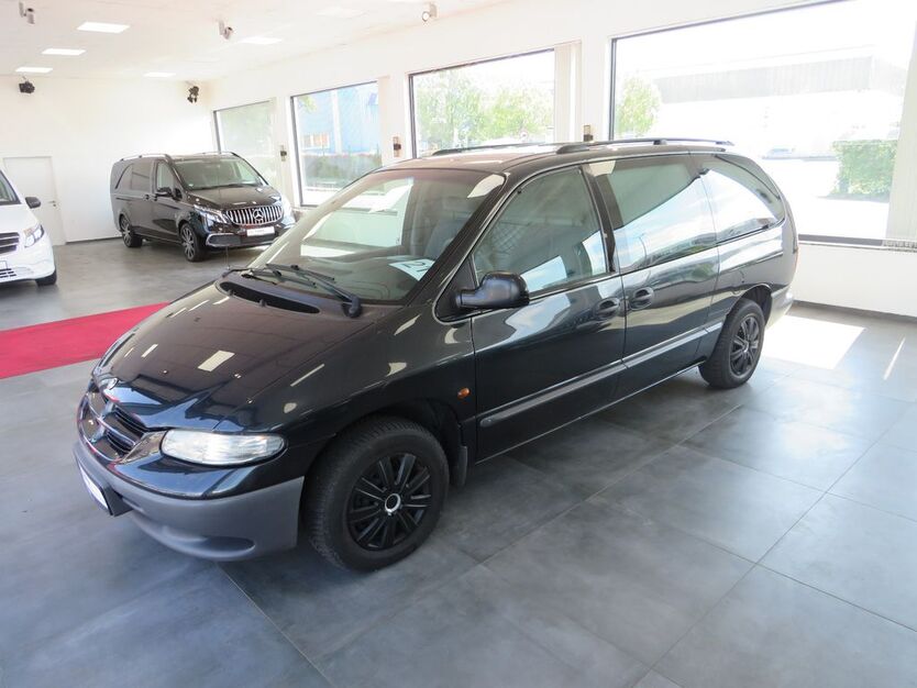 Chrysler Grand Voyager 148.703 km 1.450 € Essen 45329