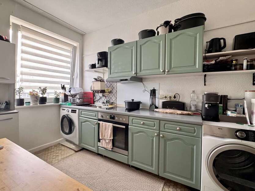 Wohnung zum Kaufen in Düsseldorf 275.000 € 86 m²