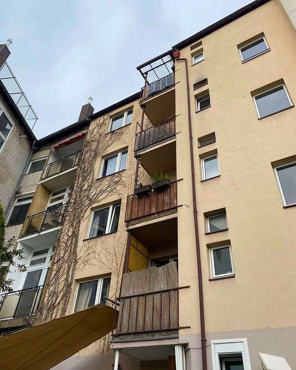 Wohnung zum Kaufen in Düsseldorf 320.000 € 80 m²