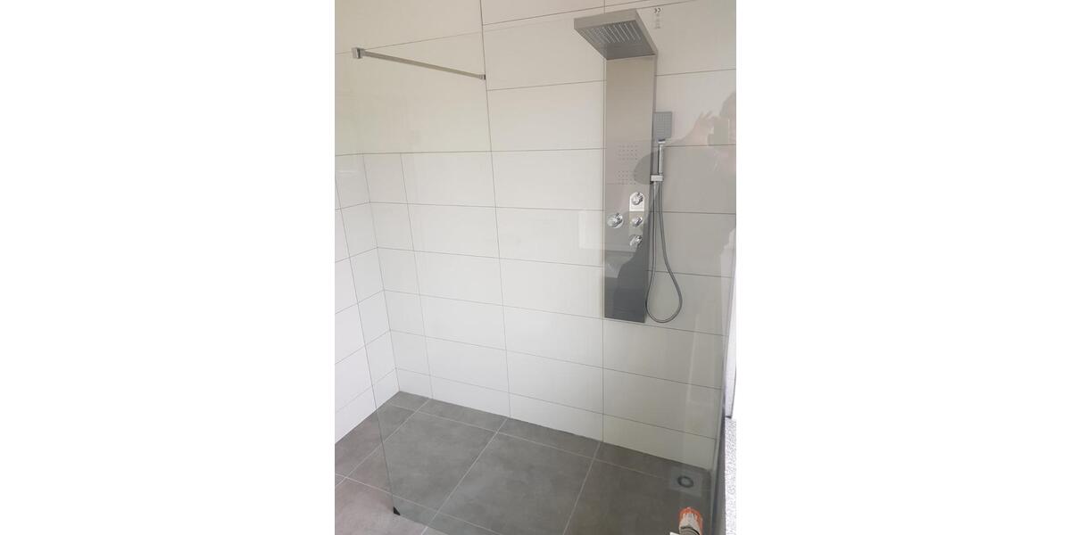 Dachgeschoßwohnung Oberhausen - 3.5 Zimmer, 96 m&sup2;, 930&euro; | Angebot:25857298