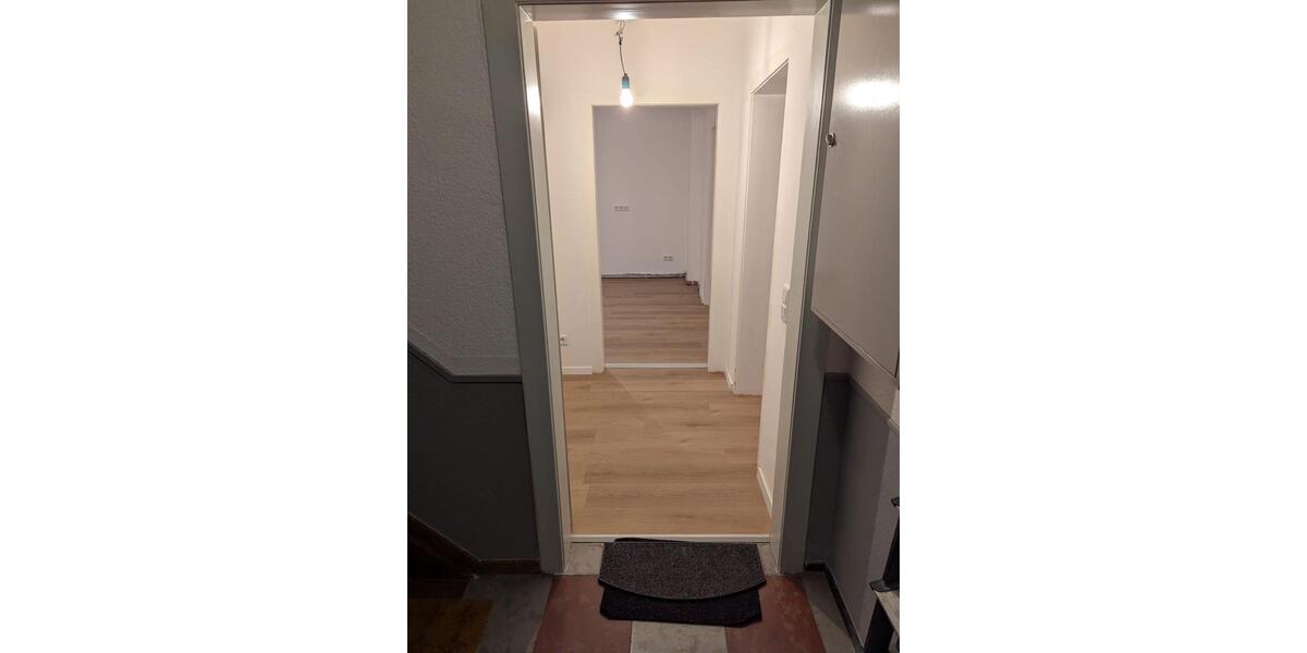 Helle 2,5-Zimmer-Dachgeschosswohnung in Wuppertal 2 zimmer