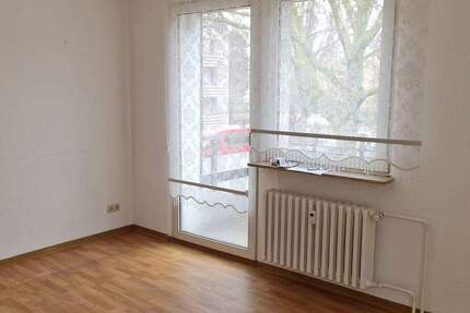 Schöne 4-Zimmer-Wohnung im 1.Obergeschoss zu vermieten! 1 Nettokaltmiete frei (2. Monat) 4 zimmer