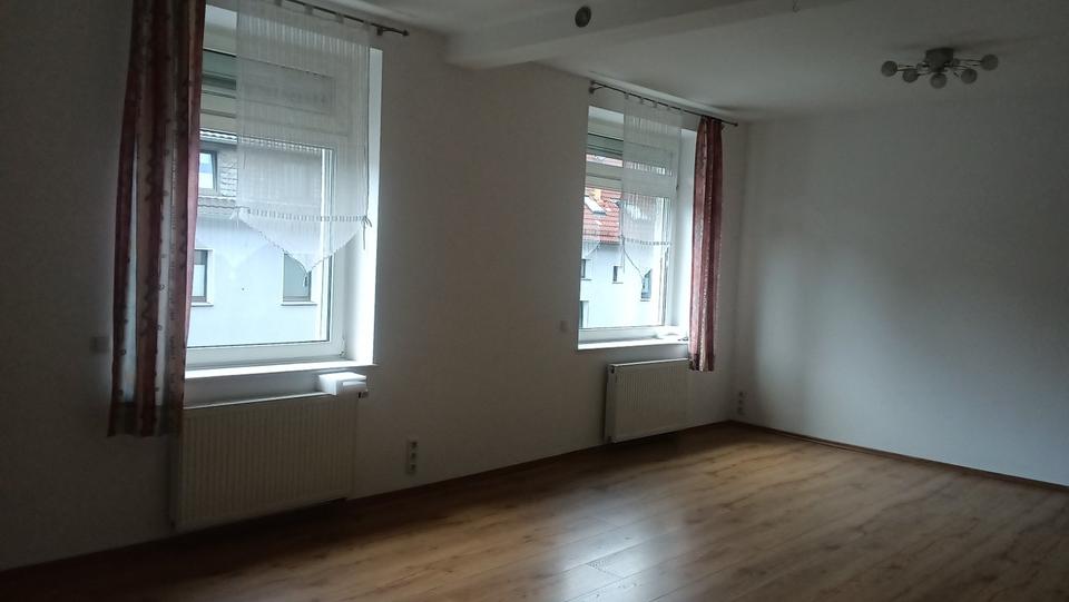Etagenwohnung Velbert Velbert-Mitte - 3 Zimmer, 100 m&sup2;, 800&euro; | Angebot:25865897
