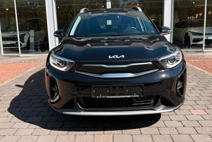 Kia Stonic 15.800 km 20.990 &euro; Dorsten 46282