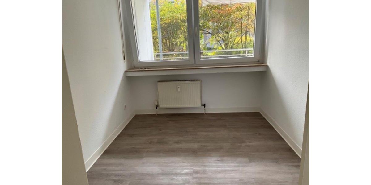 9701998 Modernisierte 3-Zi.-Wohnung in Erkrath! 3 zimmer