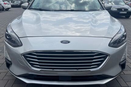 Ford Focus 160.484 km 10.250 &euro; Duisburg 47169