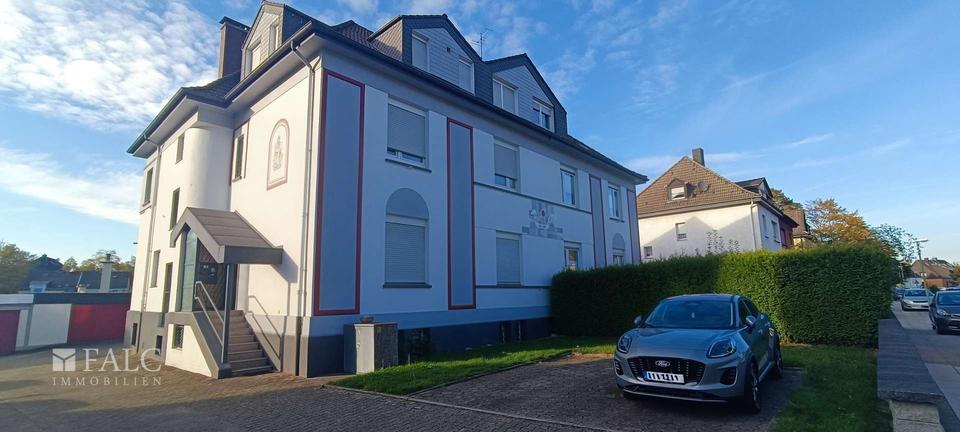 Nostalgie trifft Charme: 3,5-Zimmer-Wohnung auf 125 m² mit Terrasse 3 zimmer