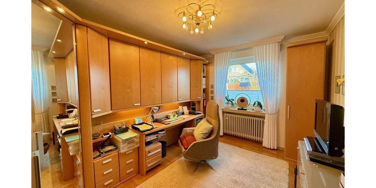 Grünes Paradies in exklusiver Siedlung - Top gepflegter Reihenbungalow in Feldrandlage! 5 zimmer