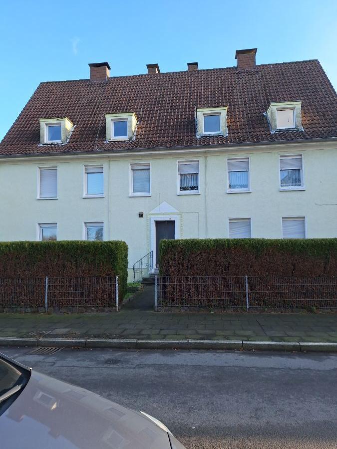 Provisionsfrei* Mit Gartenteil + Stellplatz! Gemütl. DG-Wo, sofort bezugsfrei!