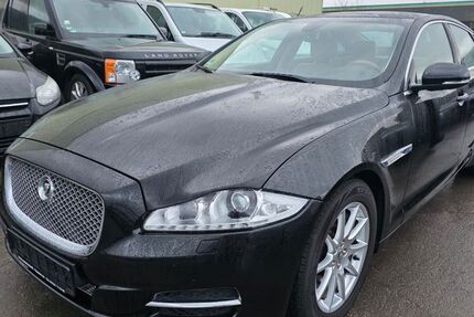 Jaguar XJ 189.000 km 9.400 &euro; Moers 47441