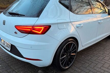 Seat Leon 81.100 km 13.999 &euro; Ratingen 40880