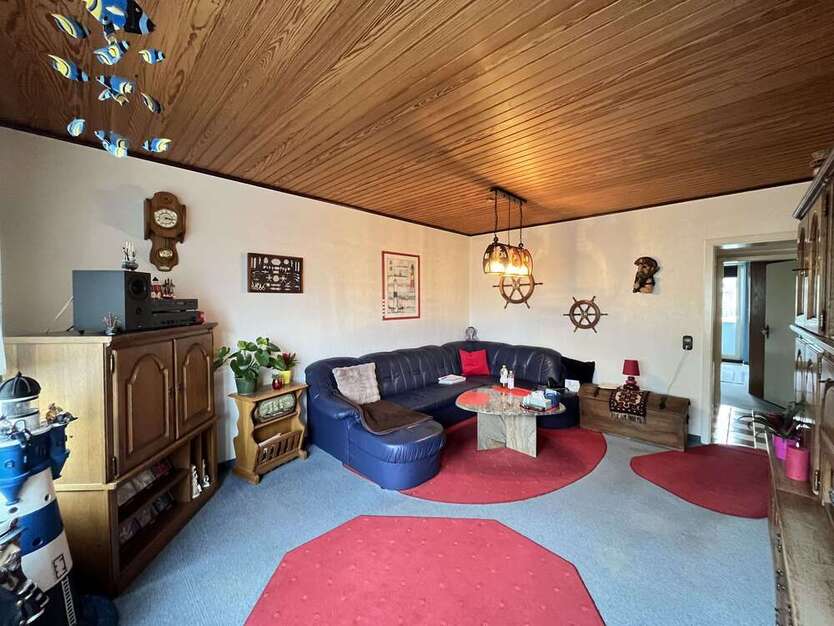 Wohnung zum Kaufen in Düsseldorf 229.000 € 75.2 m²