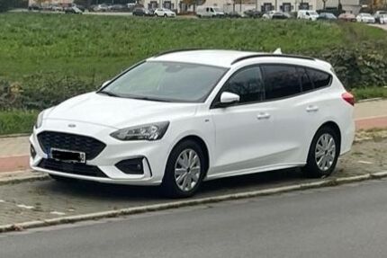 Ford Focus 75.445 km 13.500 &euro; Marl 45772